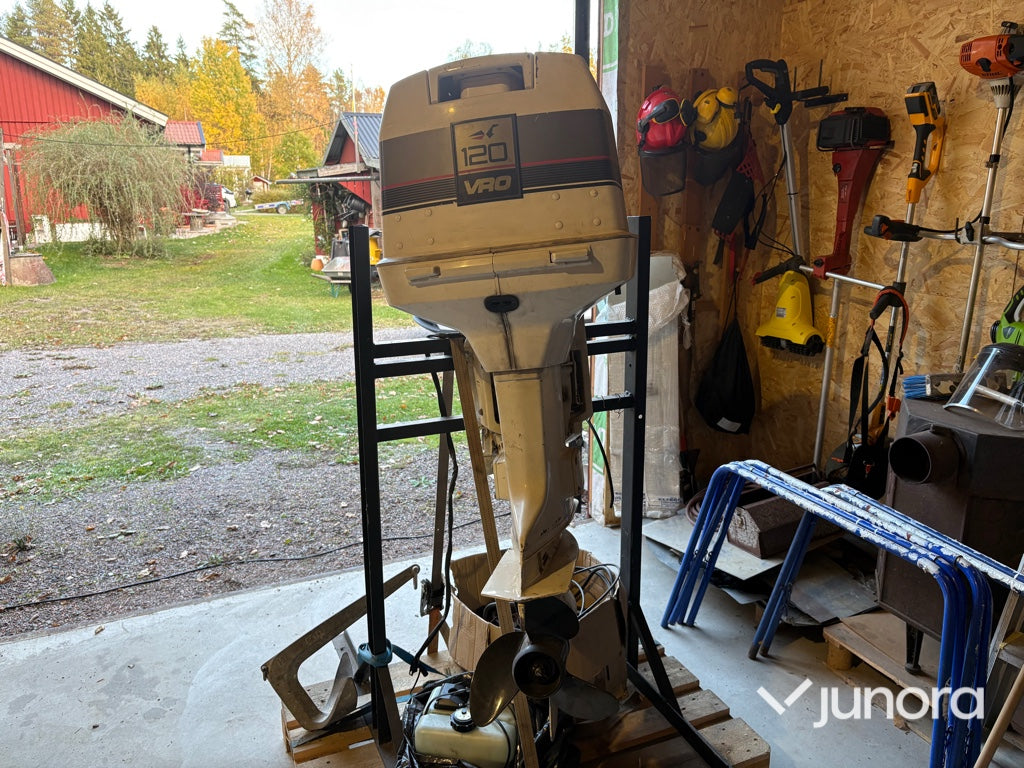 Båtmotor - Johnson V4 VRO 120 hk