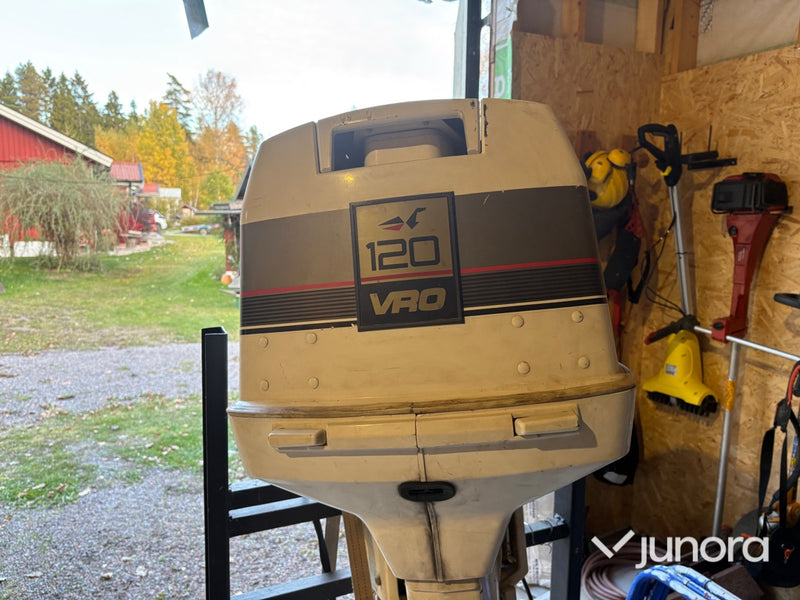 Båtmotor - Johnson V4 VRO 120 hk