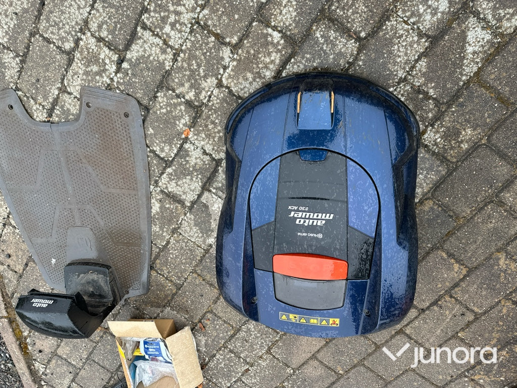 Robot gräsklippare - Huskvarna, 230 ACX
