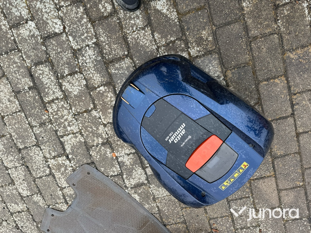 Robot gräsklippare - Huskvarna, 230 ACX