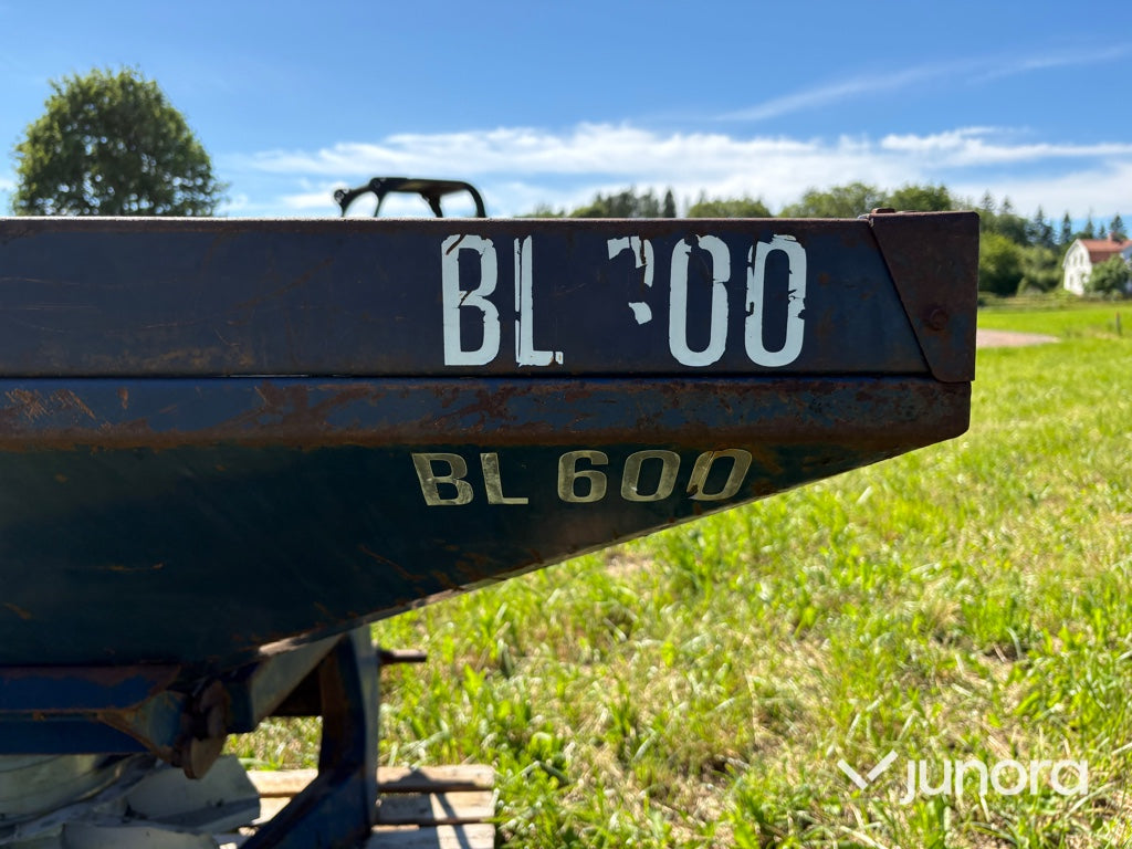 Konstgödselspridare - Bogballe BL 600
