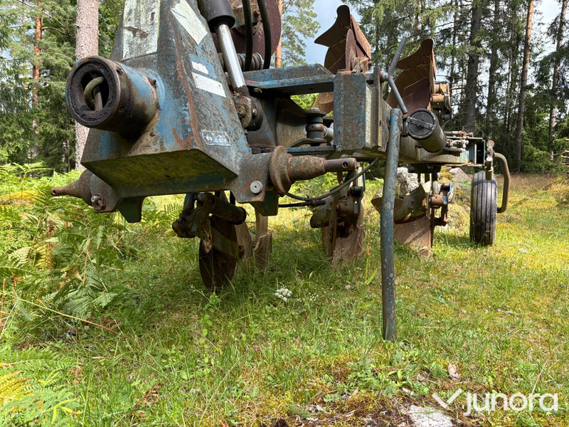 Treskärig Växelplog