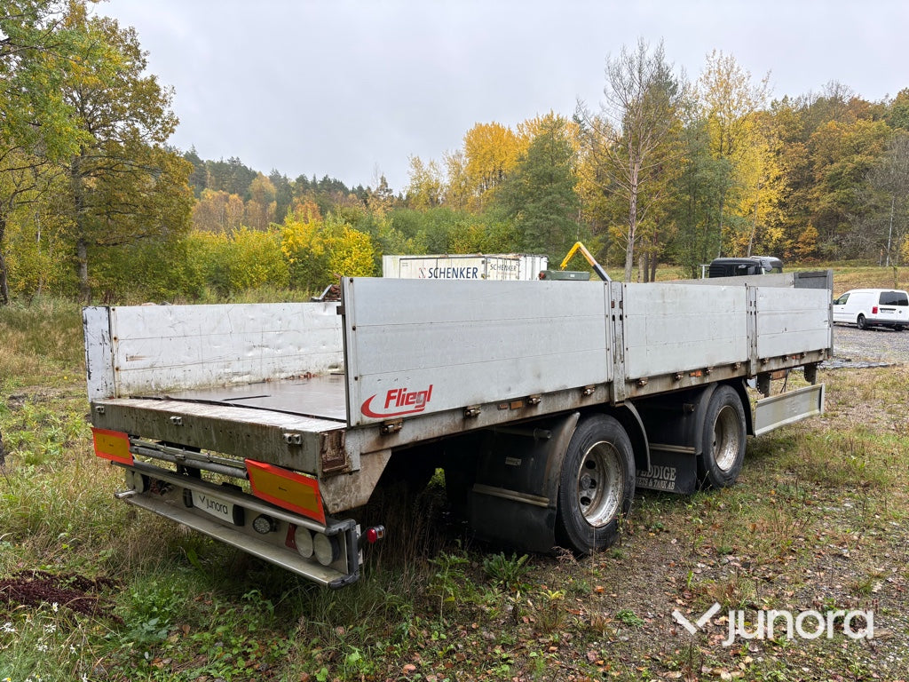 Flaksläp Fliegl TPS 200