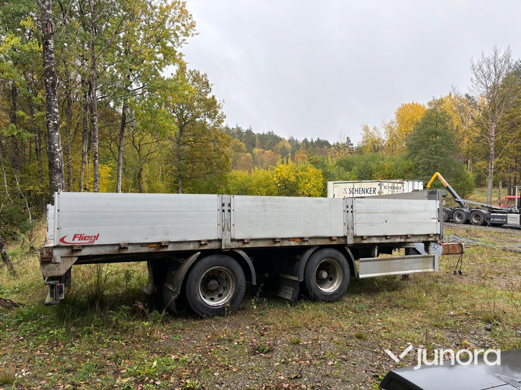 Flaksläp Fliegl TPS 200