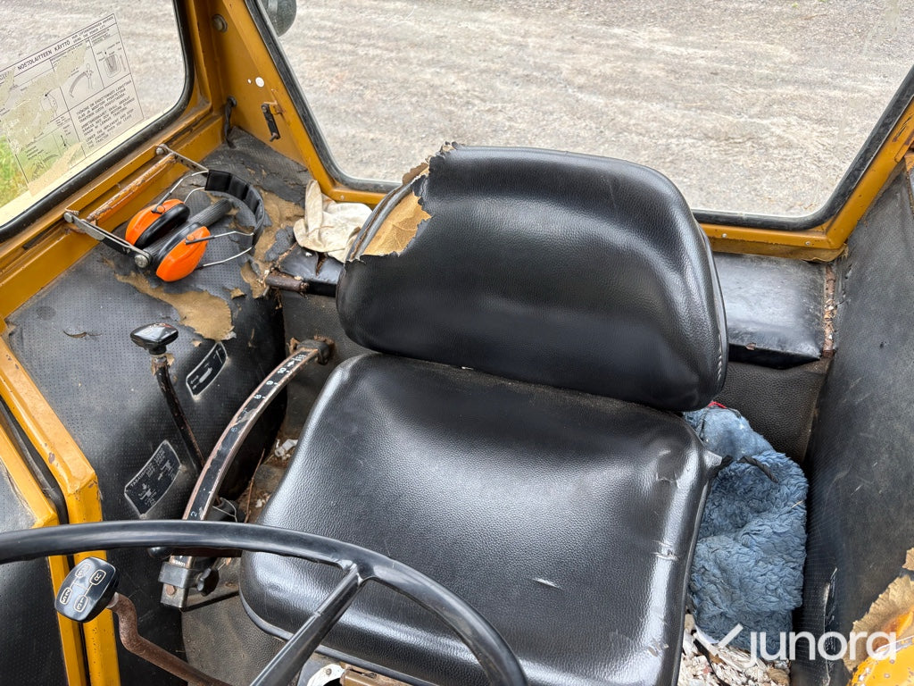 Traktor Valmet 602