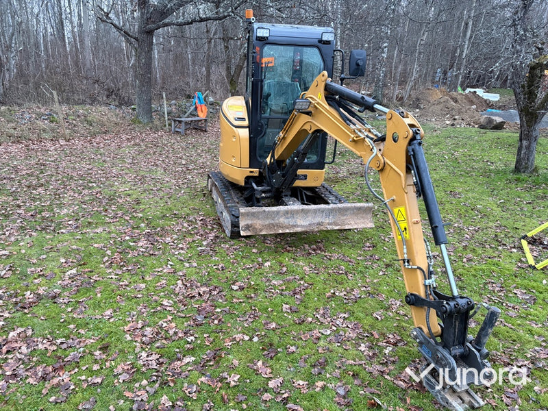 Grävmaskin - Carter CT26, med redskap