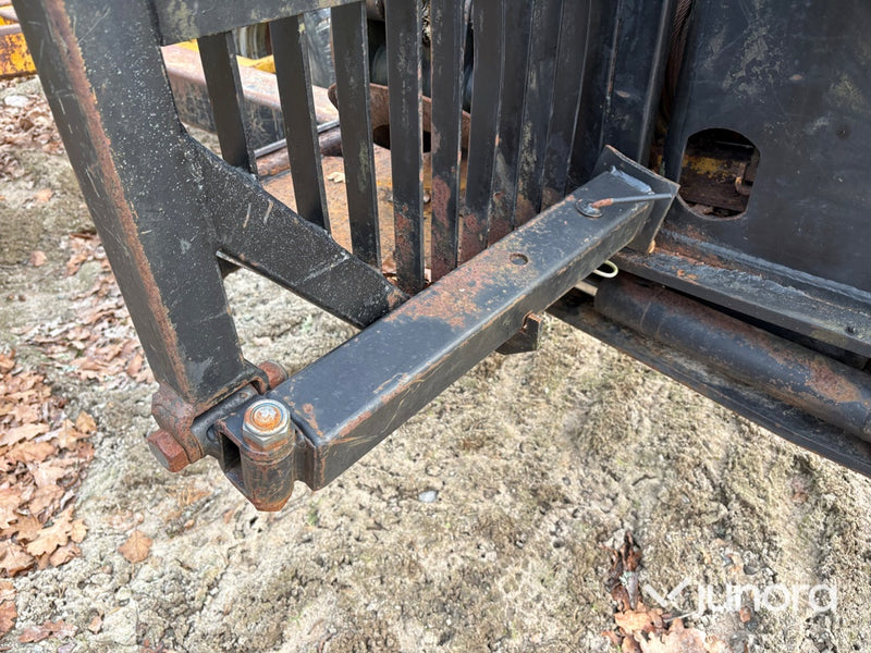 Skogsvagn - Mowi 2453