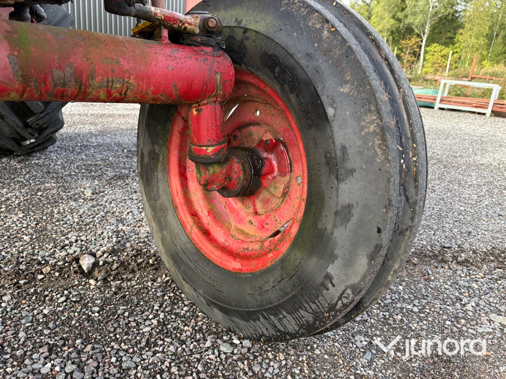Traktor Volvo BM 430 med servostyrning
