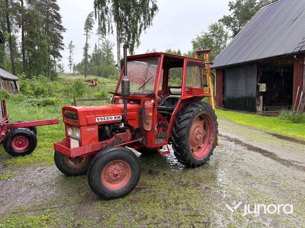 Traktor - VOLVO-BM, T 430