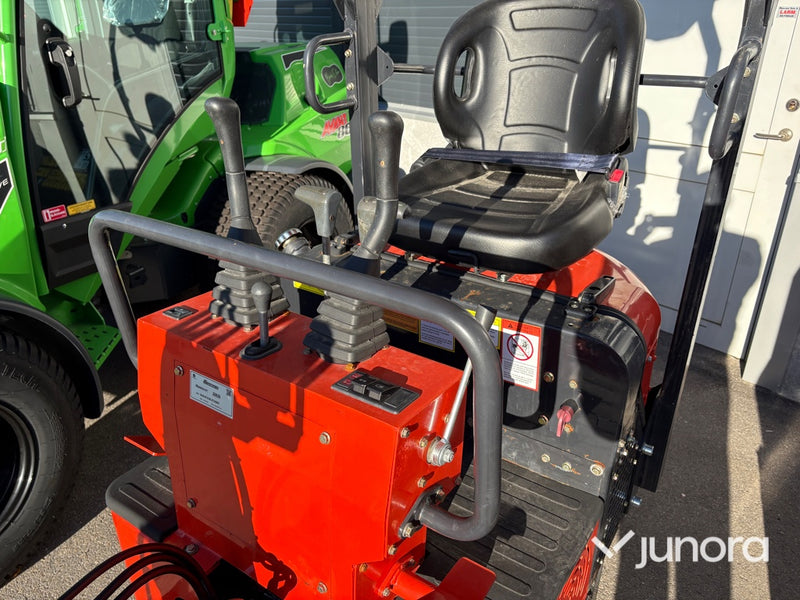 Minigrävare - Nante, NT12, Breddbar undervagn