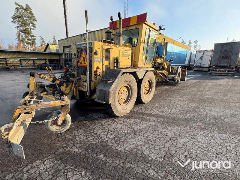 Vägskrapa - Caterpillar, 120G