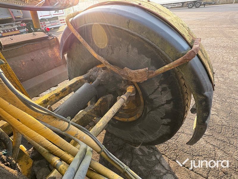 Vägskrapa - Caterpillar, 120G