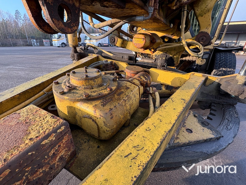 Vägskrapa - Caterpillar, 120G