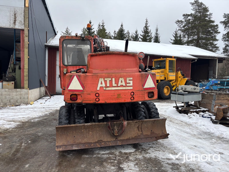 Hjulgrävare - Atlas 1304B med Rototilt och redskap