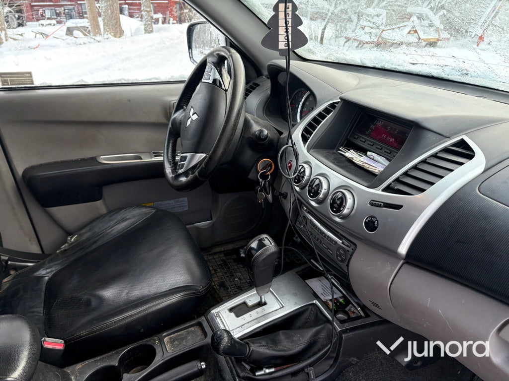 Transportbil - Mitsubishi L200 DC