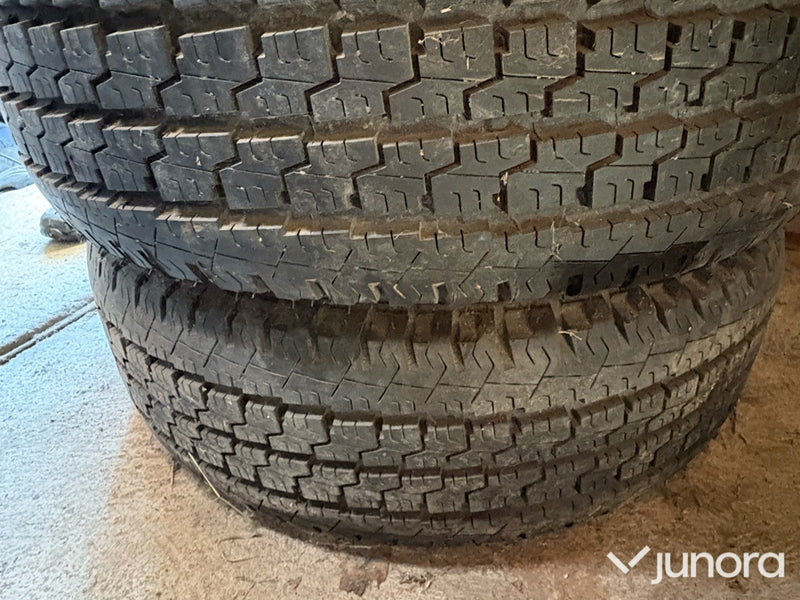 2st Nya däck Michelin AGilis