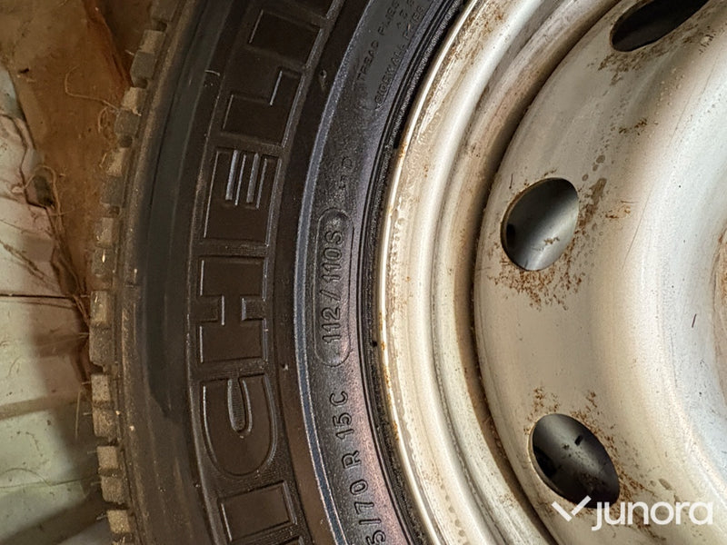2st Nya däck Michelin AGilis