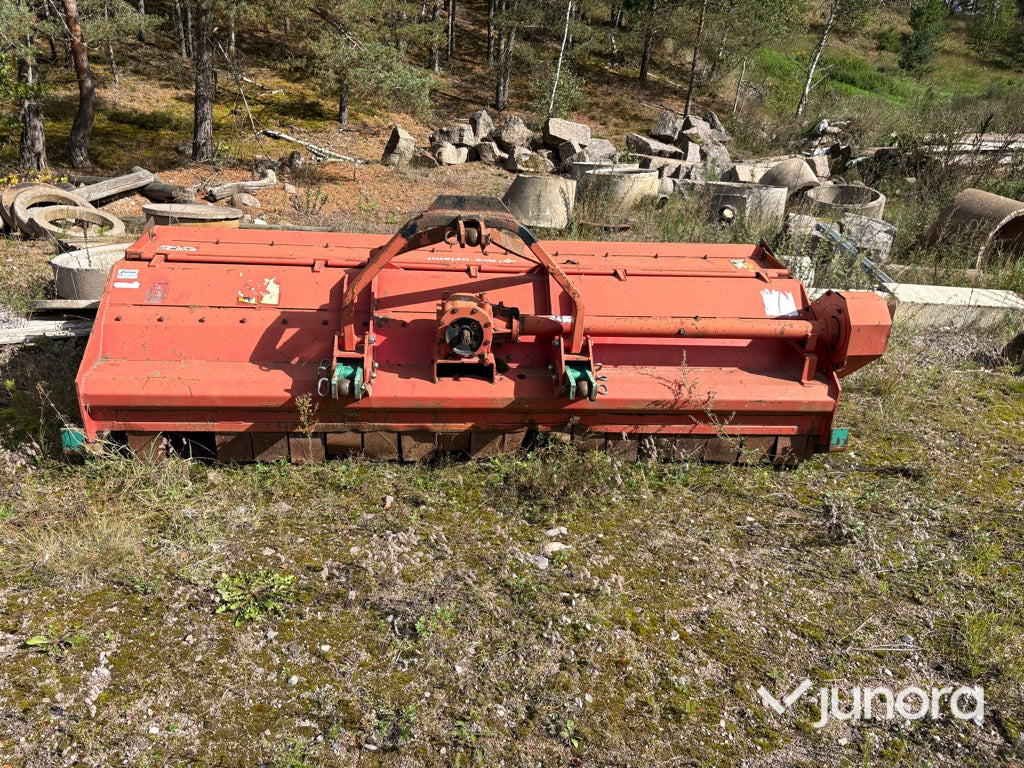 Betesputs  Kverneland FXJ 300