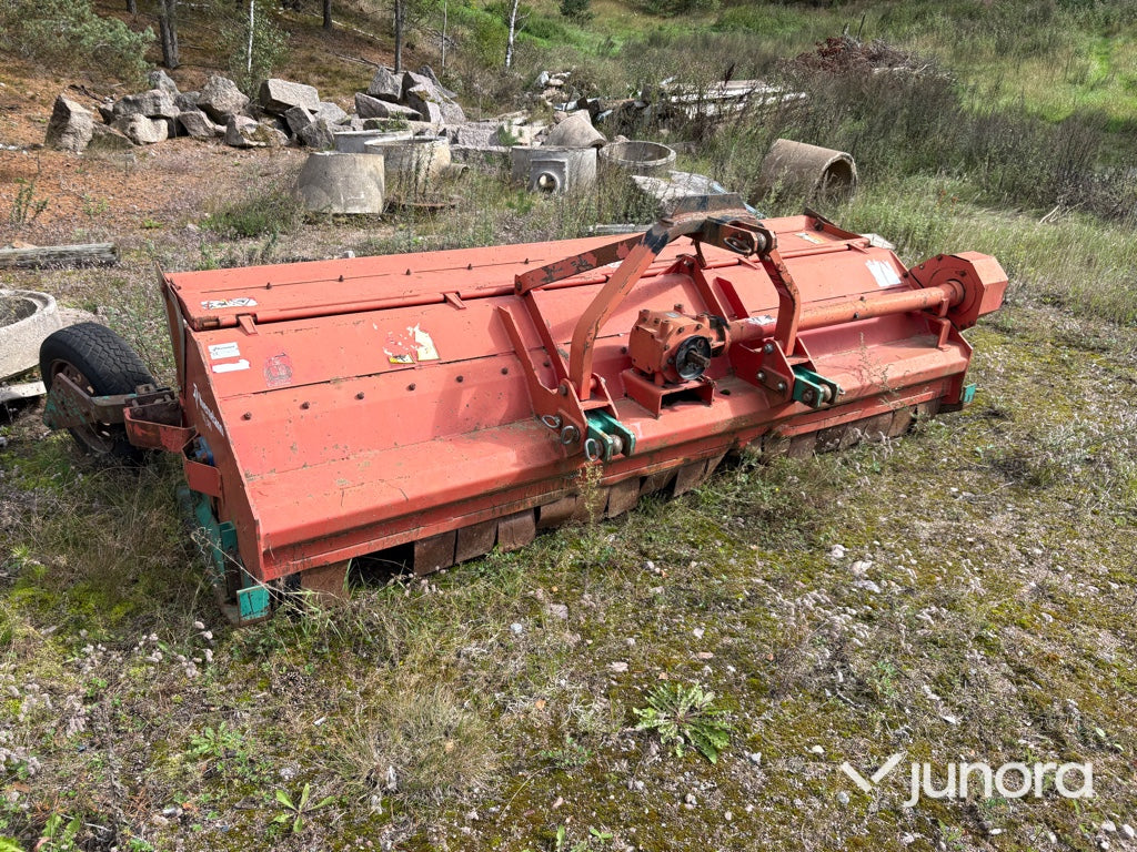Betesputs  Kverneland FXJ 300