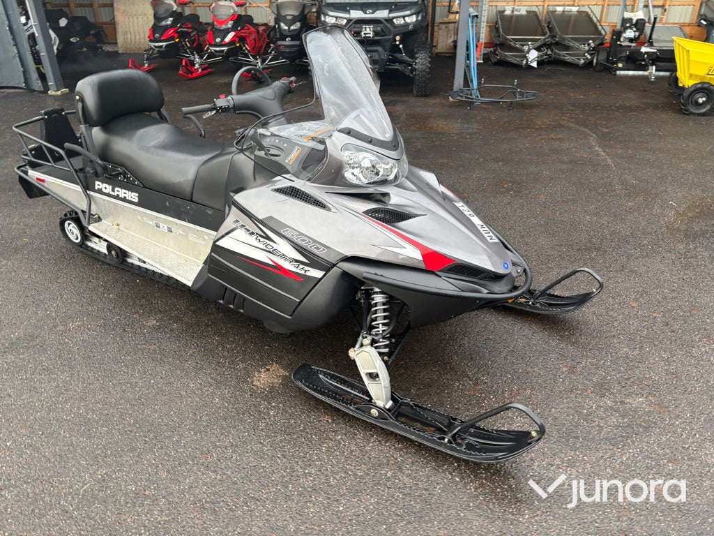 Snöskoter - Polaris Widetrak 600 IQ