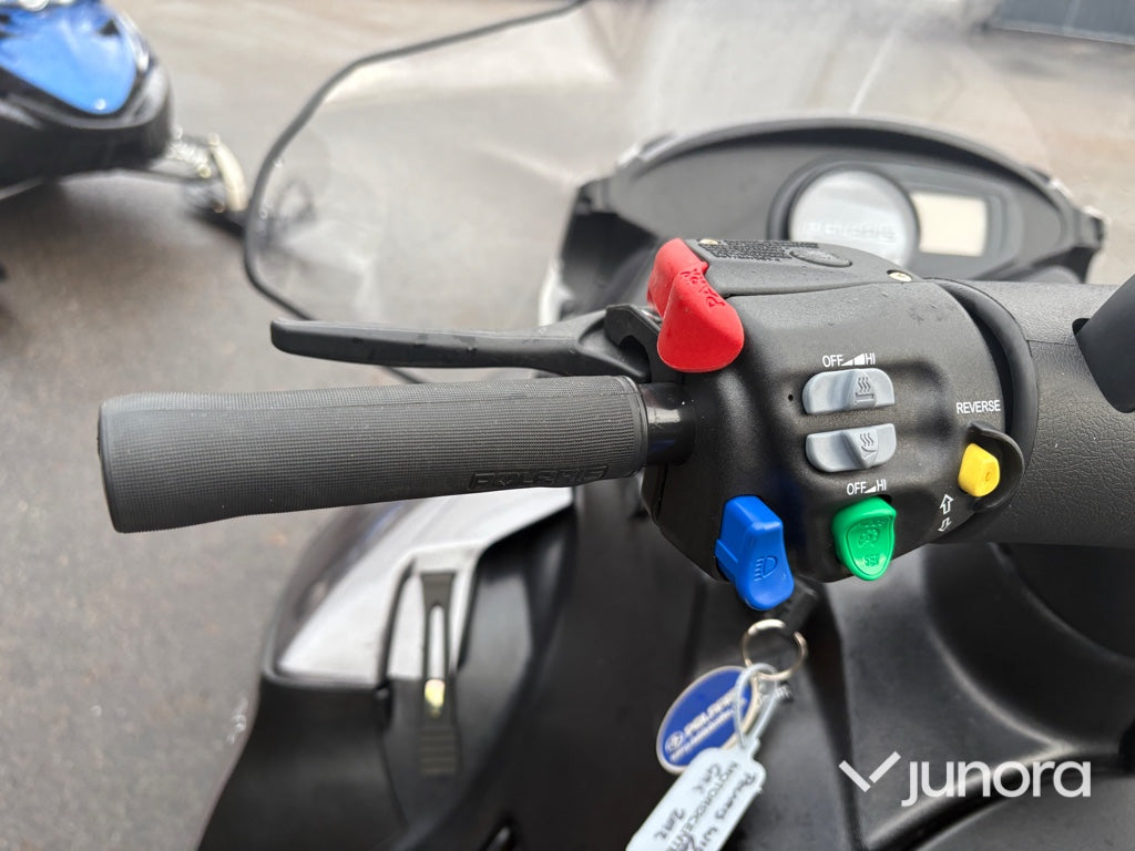 Snöskoter - Polaris Widetrak 600 IQ