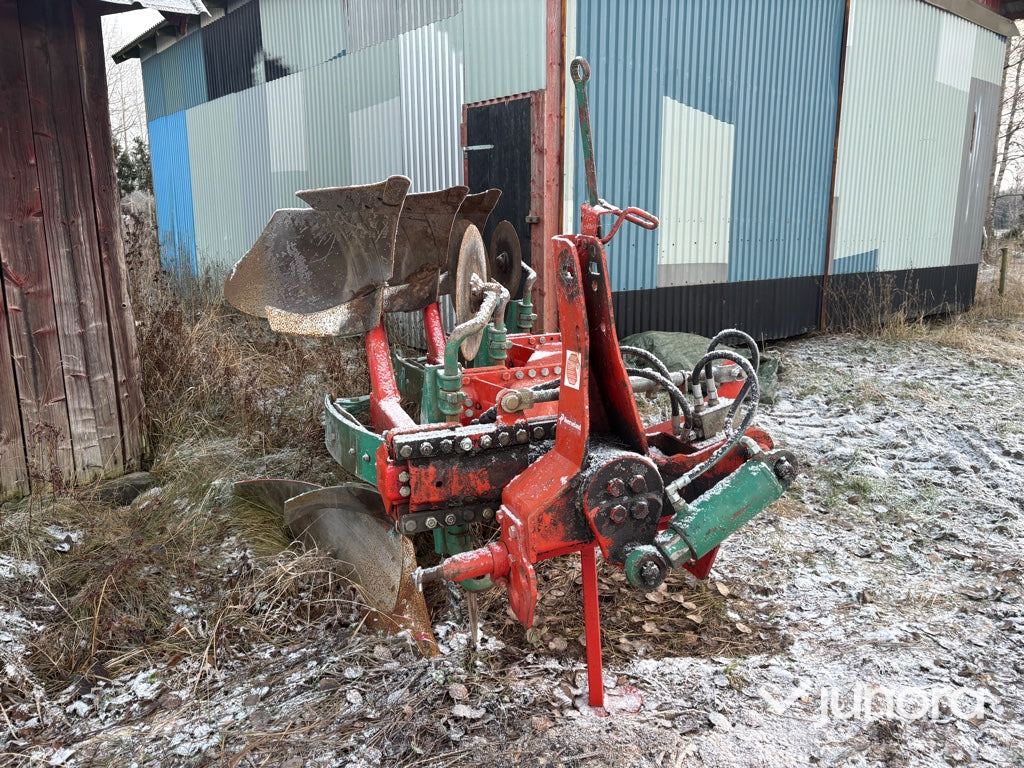 Treskärig plog - Kverneland Mod.E