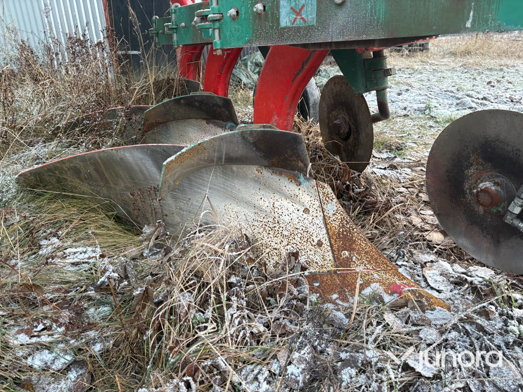Treskärig plog - Kverneland Mod.E