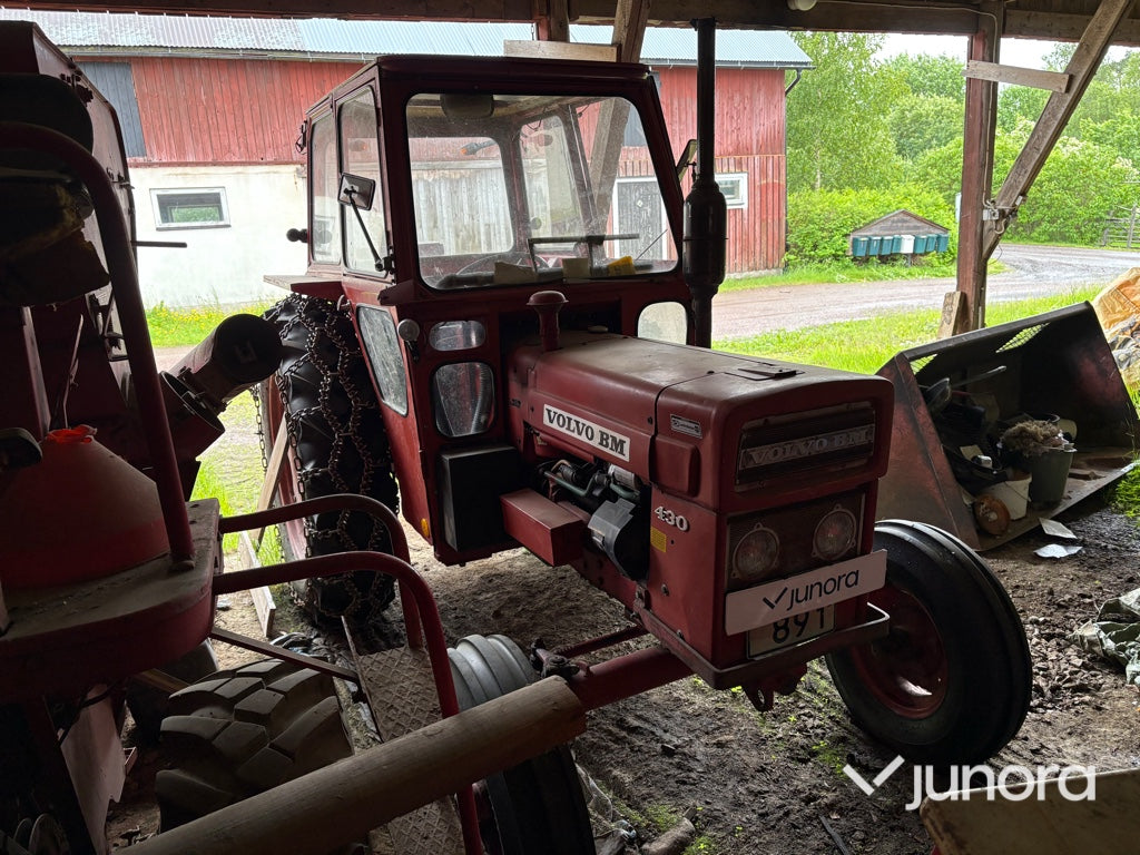 Traktor - Volvo-BM, T 430, Med vinsch