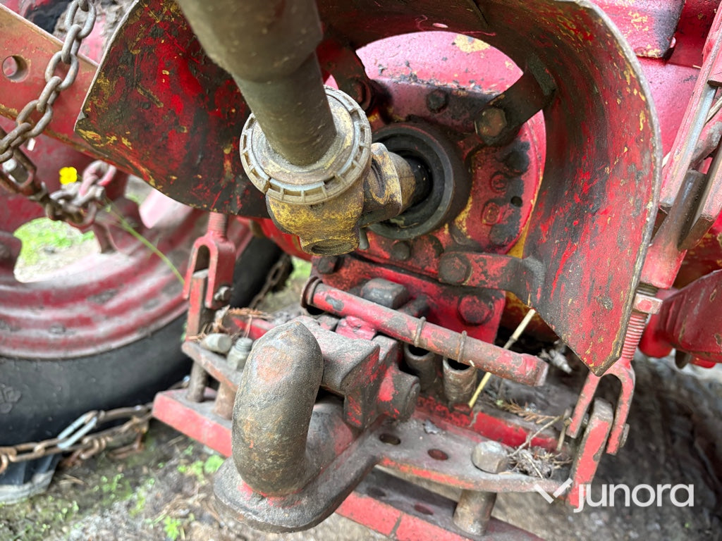 Traktor - Volvo-BM, T 430, Med vinsch