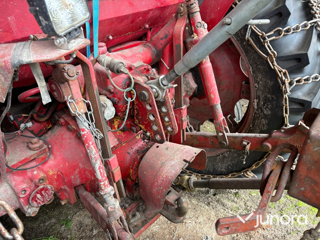 Traktor - Volvo-BM, T 430, Med vinsch