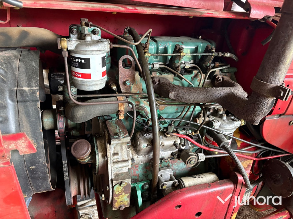 Traktor - Volvo-BM, T 430, Med vinsch