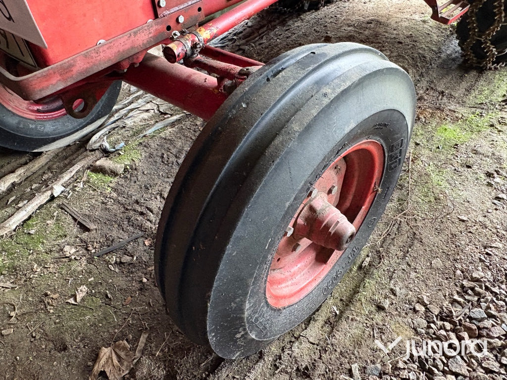 Traktor - Volvo-BM, T 430, Med vinsch