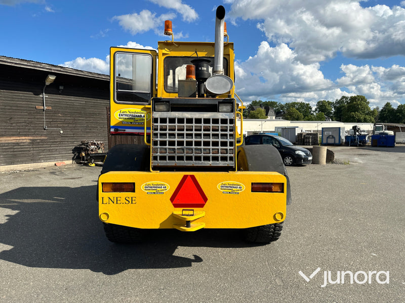 Ljungby Lastmaskin 1321
