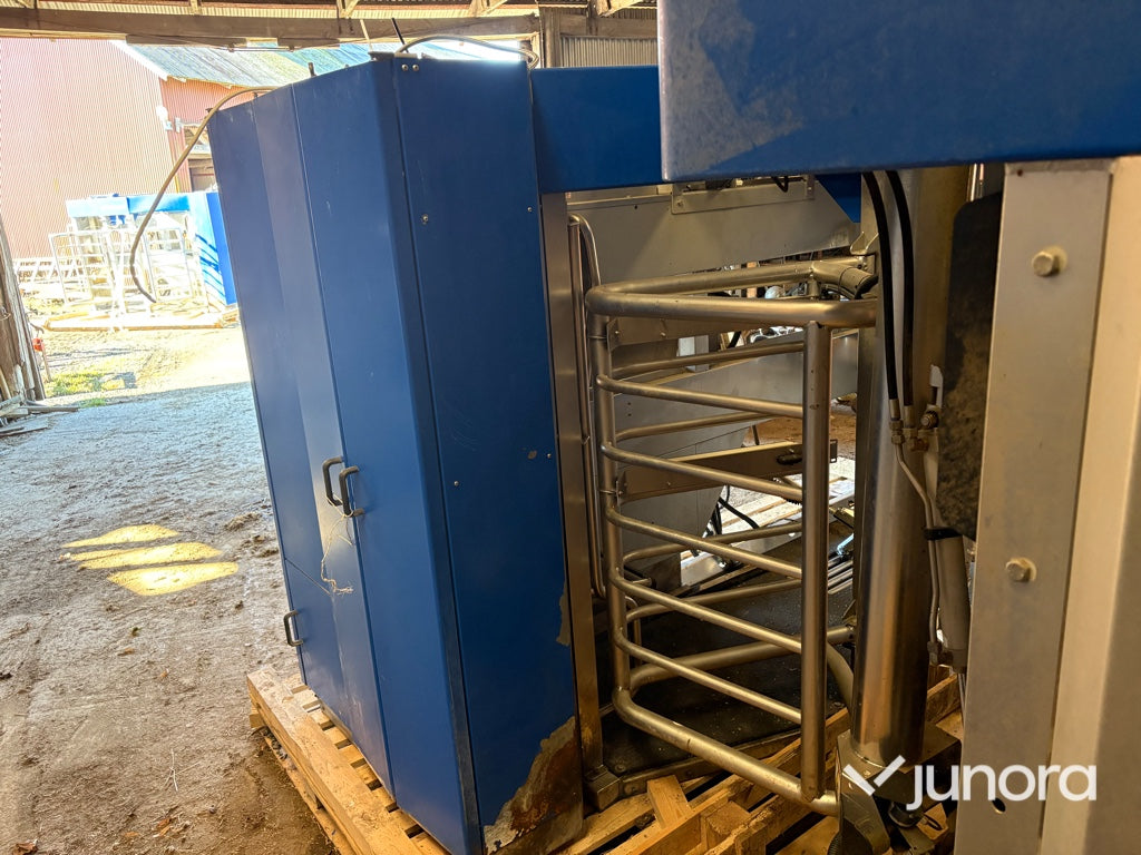 Mjölkrobot - DeLaval, VMS, Milking station vänster
