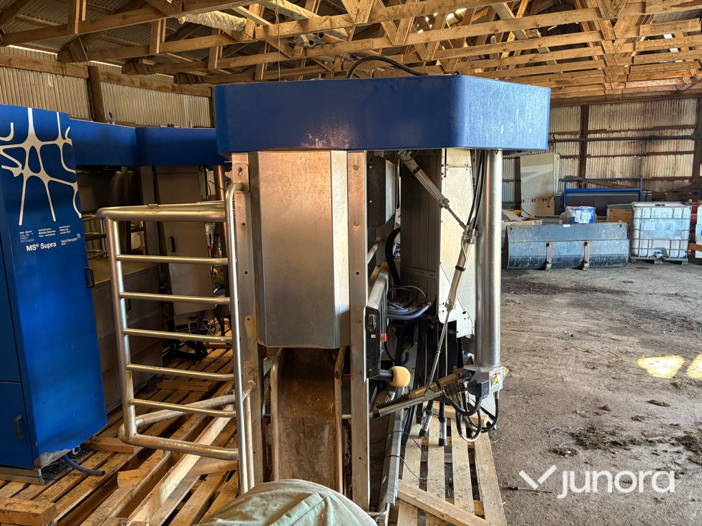 Mjölkrobot - DeLaval, VMS, Milking station vänster