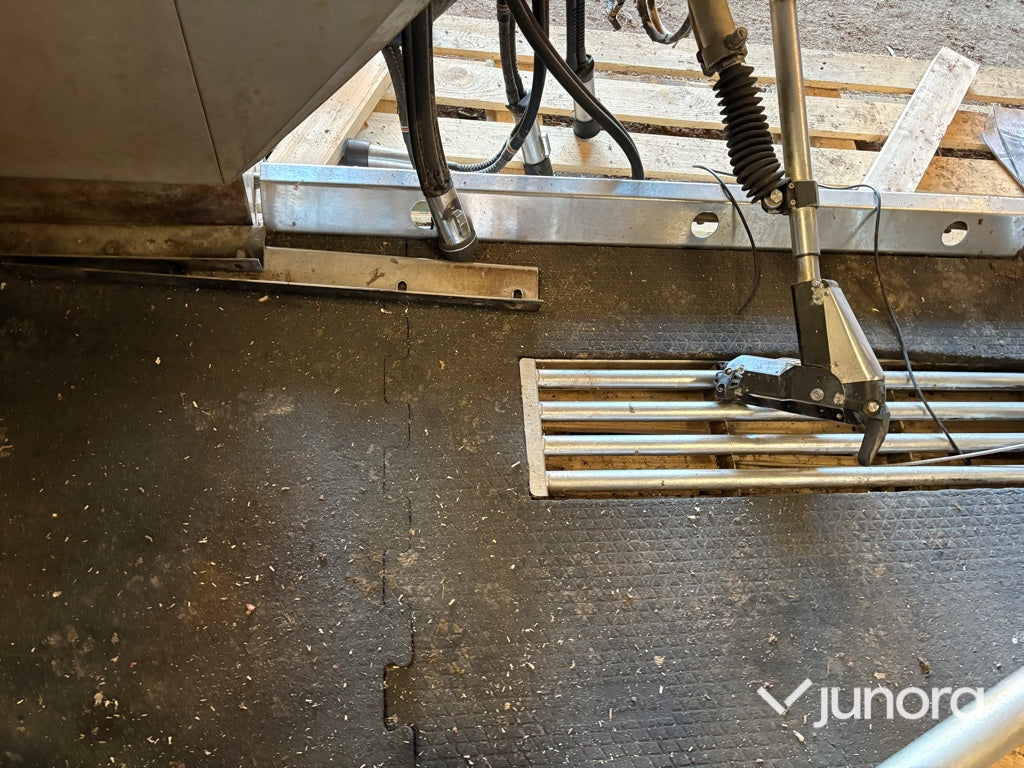 Mjölkrobot - DeLaval, VMS, Milking station vänster