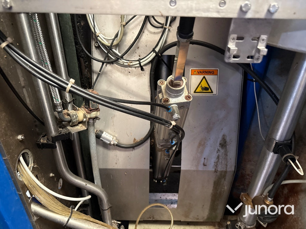 Mjölkrobot - DeLaval, VMS, Milking station vänster
