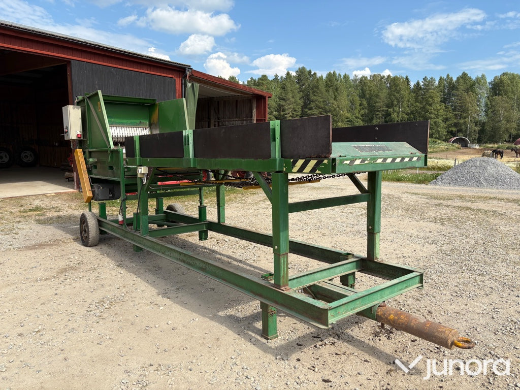Rundbalsrivare med buffertbord
