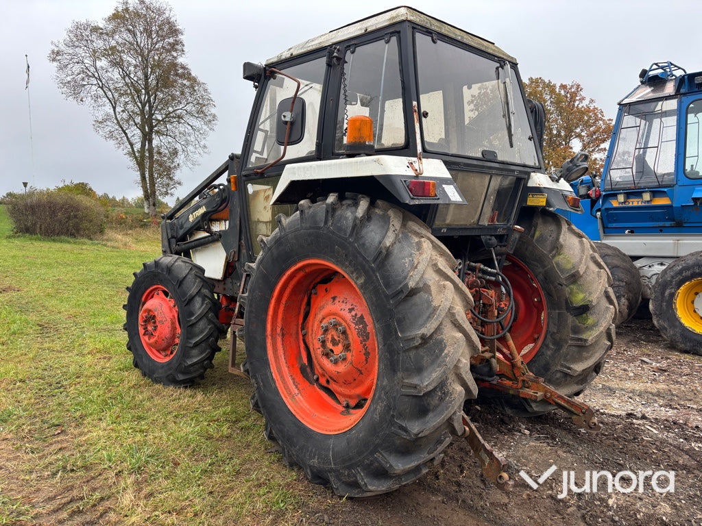 Traktor - Case 1490 4-WD med lastare
