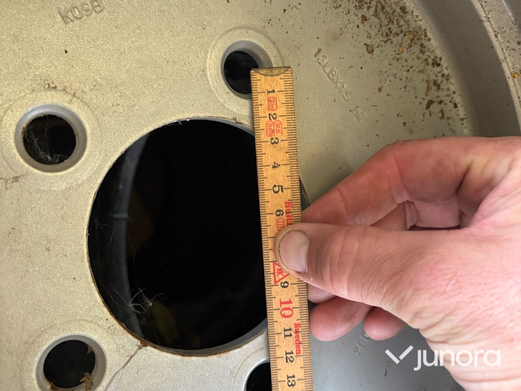 Däck och fälg till minilastare