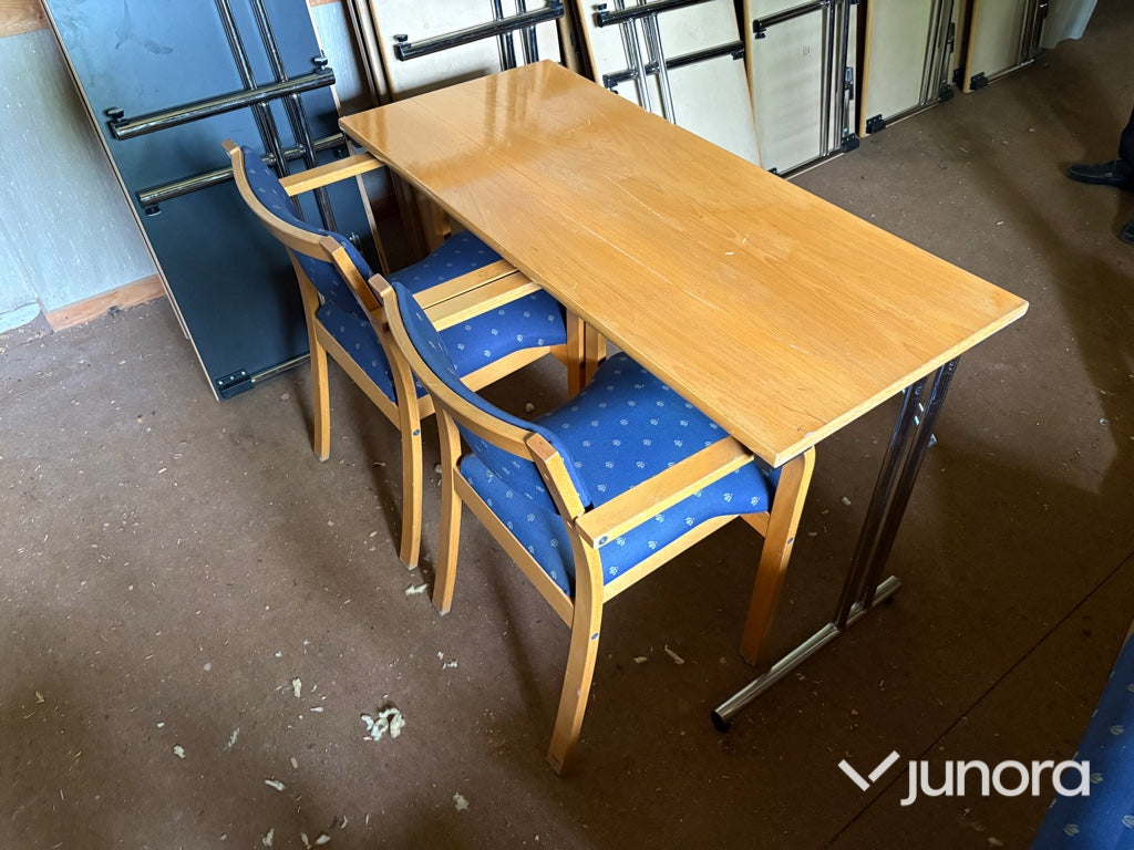 Parti med konferensbord och stolar – 30 bord & 60 stolar