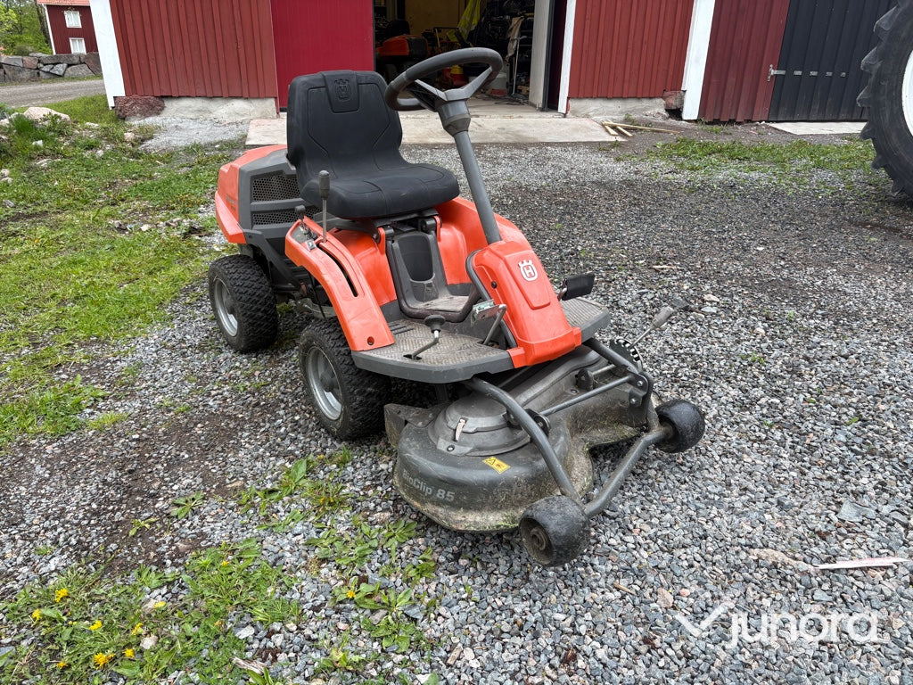 Åkgräsklippare - Husqvarna, R111B