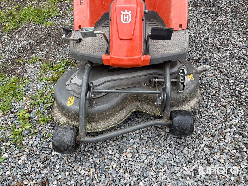 Åkgräsklippare - Husqvarna, R111B