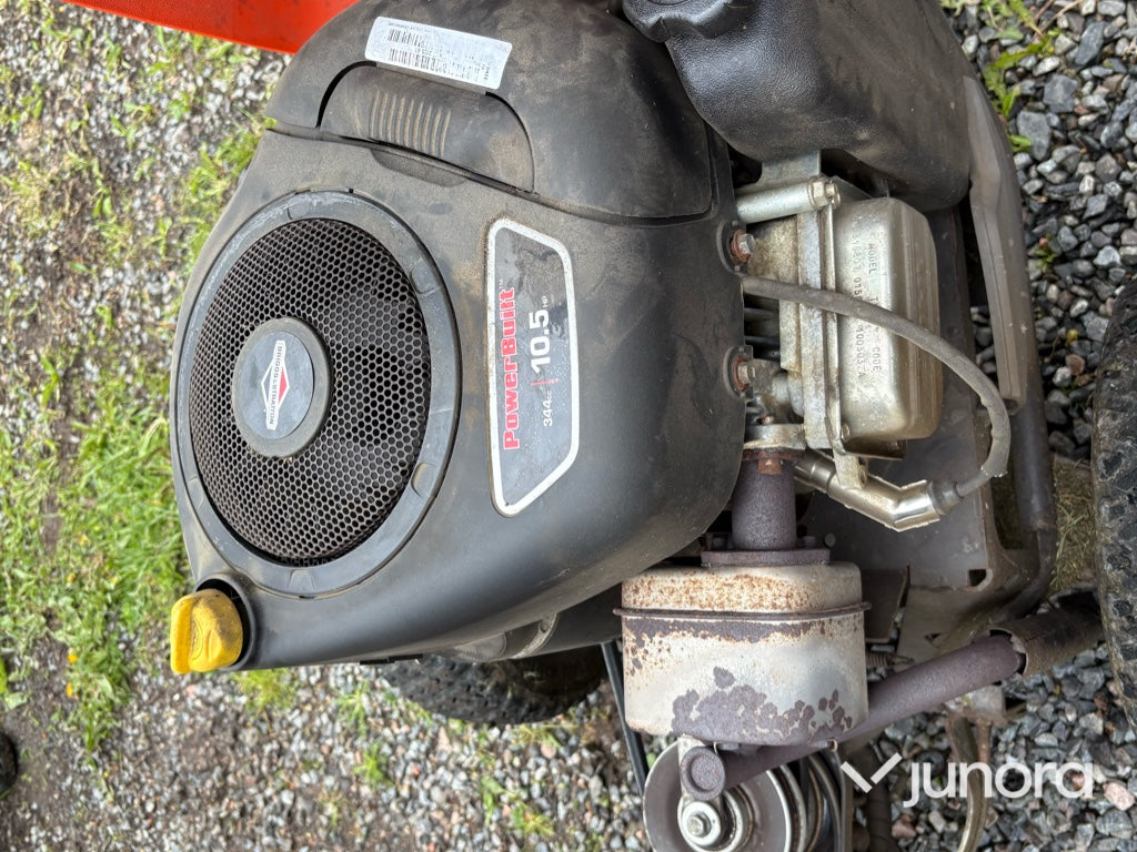 Åkgräsklippare - Husqvarna, R111B
