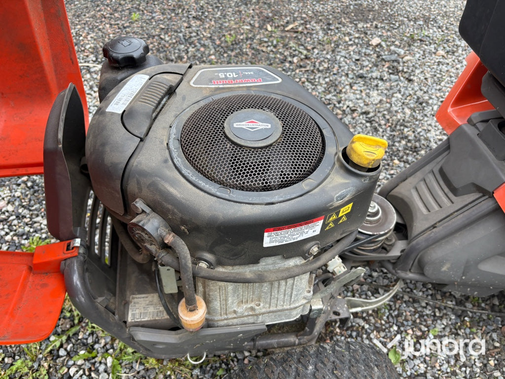 Åkgräsklippare - Husqvarna, R111B