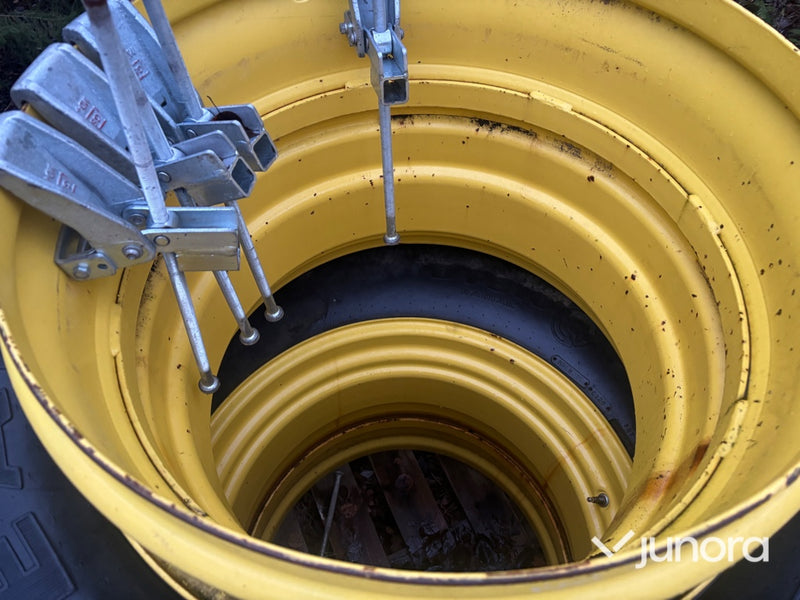 Dubbelmontage till traktor – 480/70R30 & 620/70R42