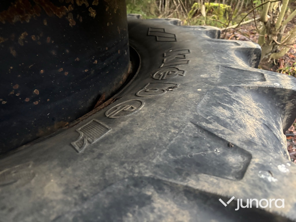 Dubbelmontage till traktor – 480/70R30 & 620/70R42