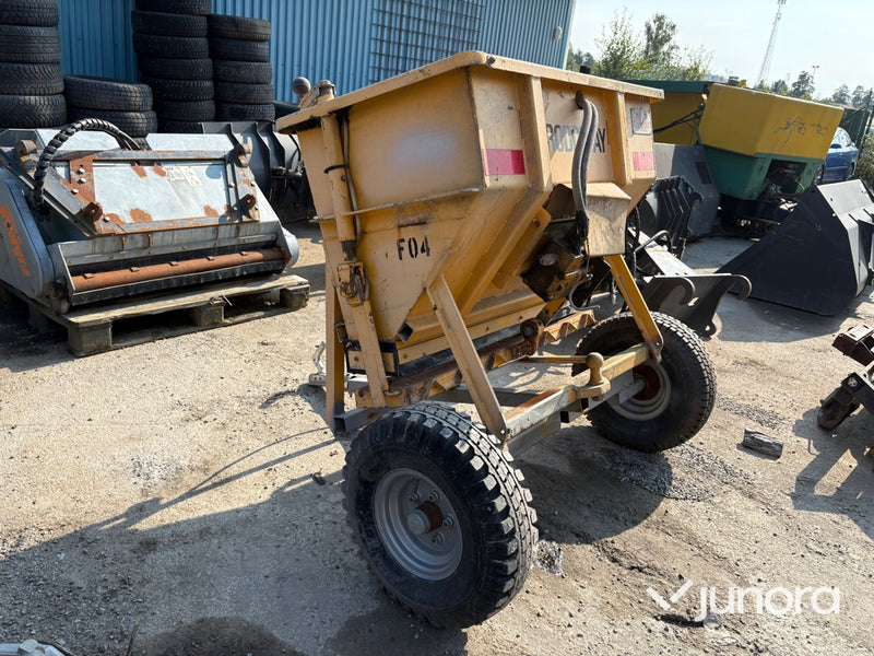 Sand / Saltspridare - Friggeråkers Verkstäder, R3HU