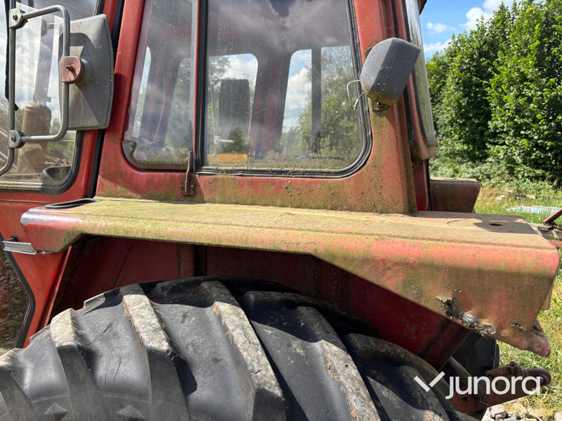 Traktor Volvo BM 2250 med lastare