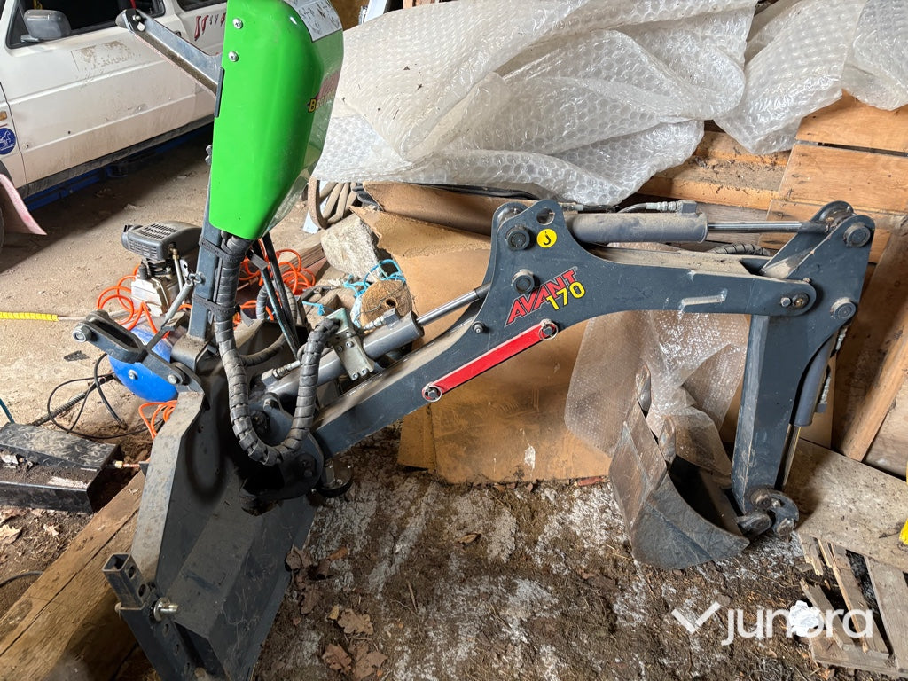 Grävaggregat - Avant 170 Backhoe